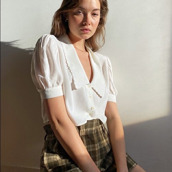 Aritzia Tops - *sold* Aritzia new solitaire blouse S